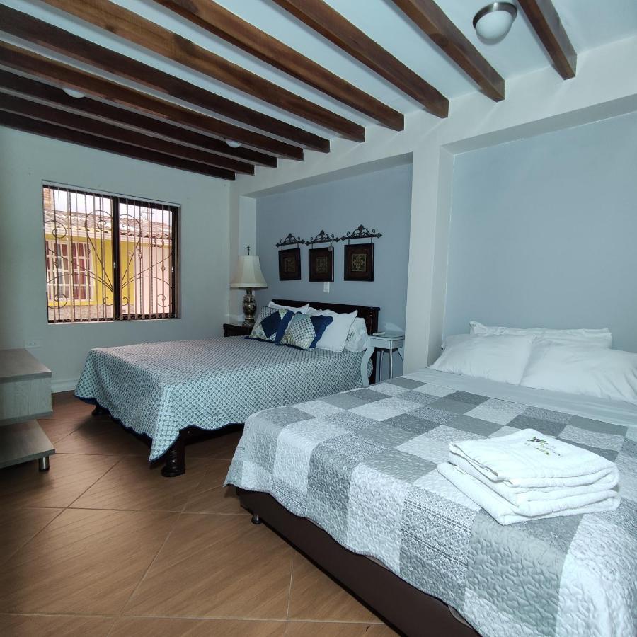 Los Andes Hostal 菲兰迪亚 外观 照片